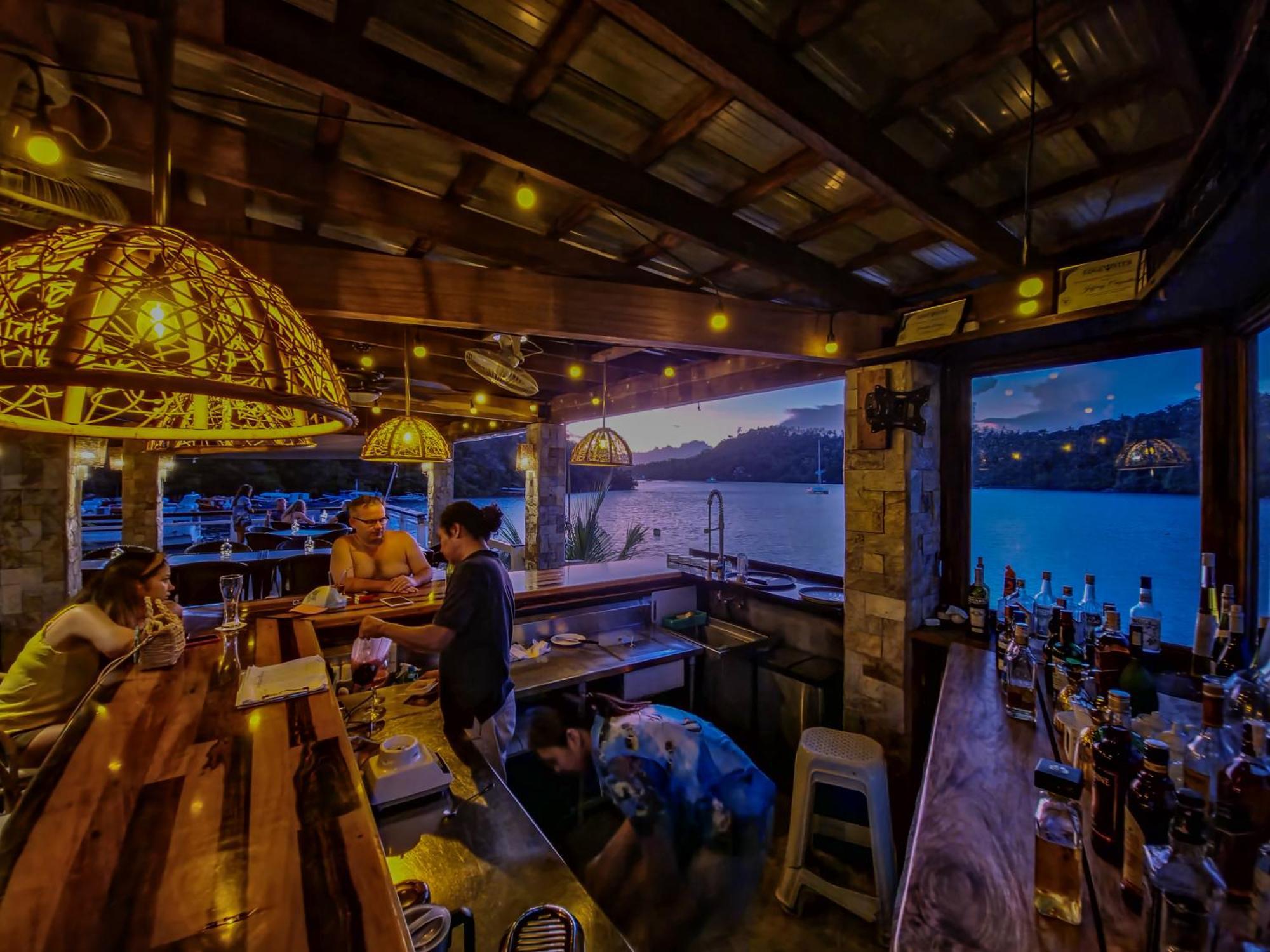 Edgewater Dive & Spa Resort Puerto Galera Zewnętrze zdjęcie