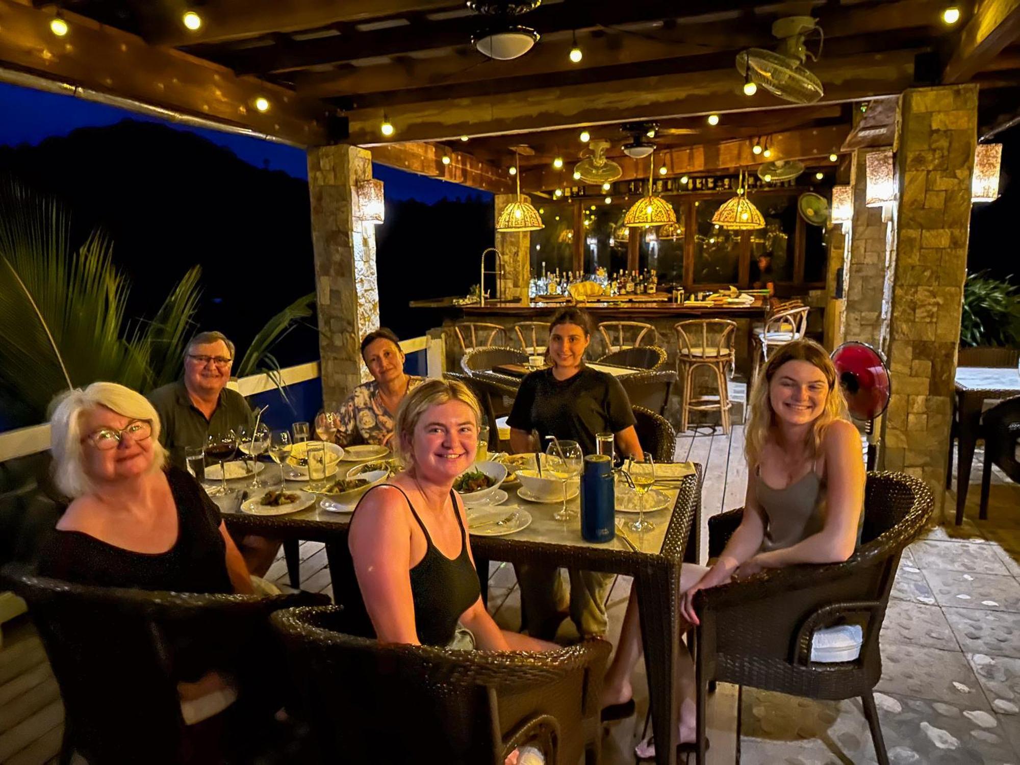 Edgewater Dive & Spa Resort Puerto Galera Zewnętrze zdjęcie