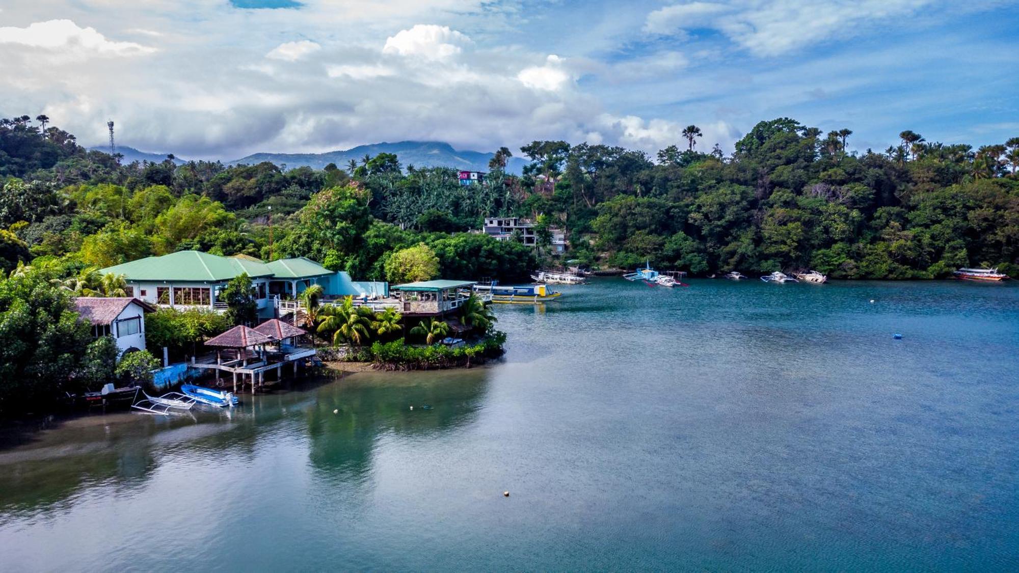 Edgewater Dive & Spa Resort Puerto Galera Zewnętrze zdjęcie